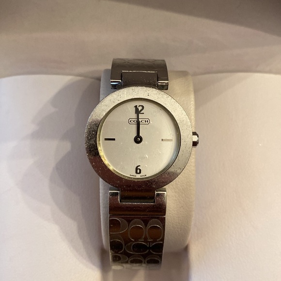 Coach Authentic Watch! - Picture 7 of 8